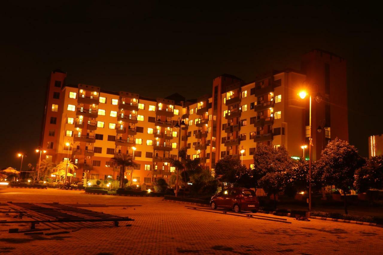 Resortharekrishnaorchid Vrindavan Exterior photo